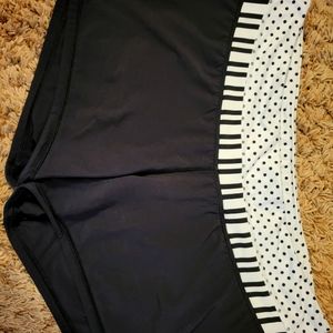 Lululemon Groovy Run Shorts Black & Pattern Band Women Size 14 Athletic Workout